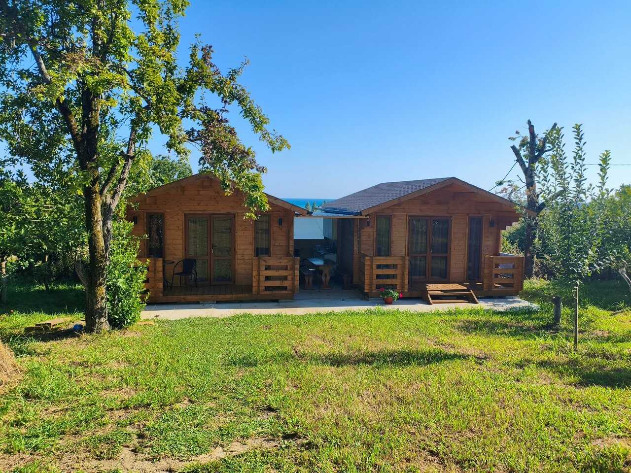 Costa Dorata, Гудаута — Гостевые дома — фото